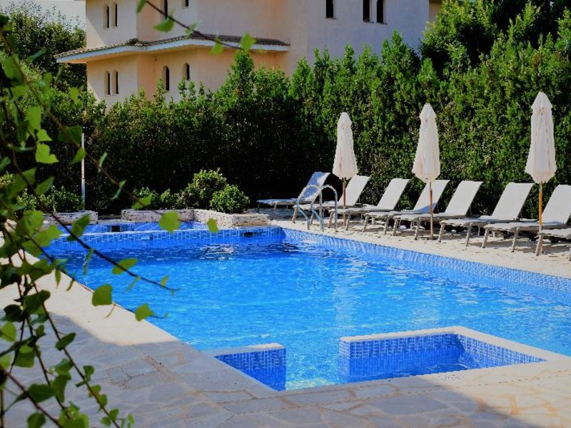 Sureda Apartments in Canyamel, Mallorca Pool
