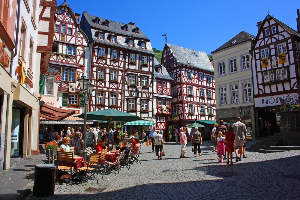 Stressfreier und genussvoller Urlaub: Was sind die 10 schönsten europäischen Kleinstädte für einen Urlaub?