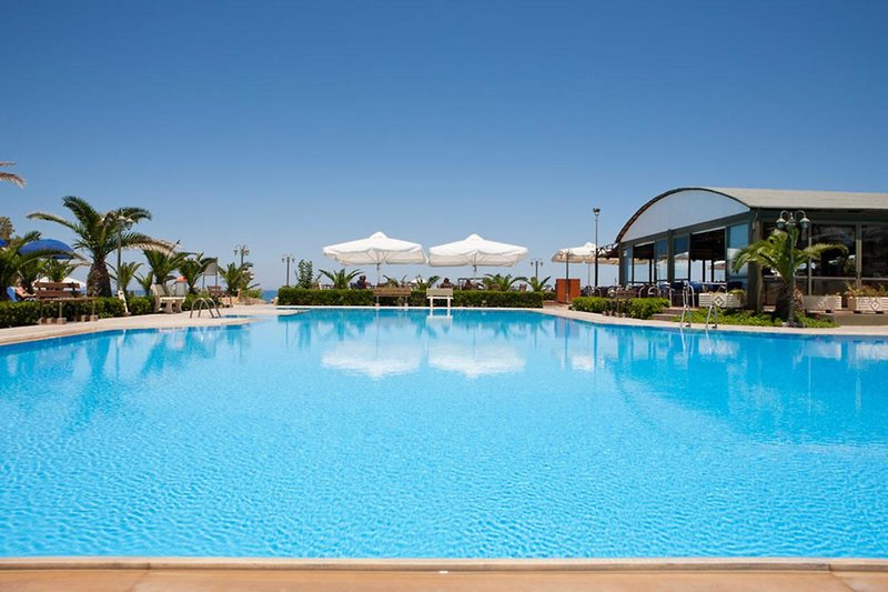 Marinos Beach Hotel in Platanias (Rethymnon), Chania (Kreta) Pool
