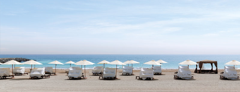 Radisson Blu Resort, Fujairah in Dibba al-Fudschaira, Dubai Strand