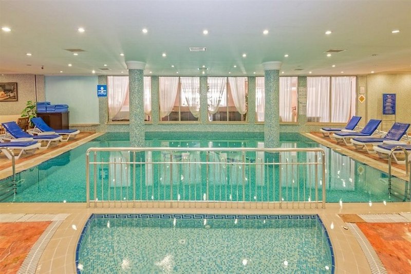 Hallenbad