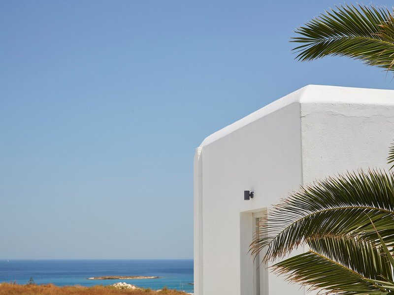 Mrs Armelina by Mr & Mrs White Hotels in Naoussa, Santorini Landschaft