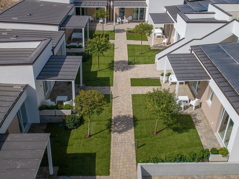 Aurora ApartHotel in Peschiera del Garda, Venedig Außenaufnahme