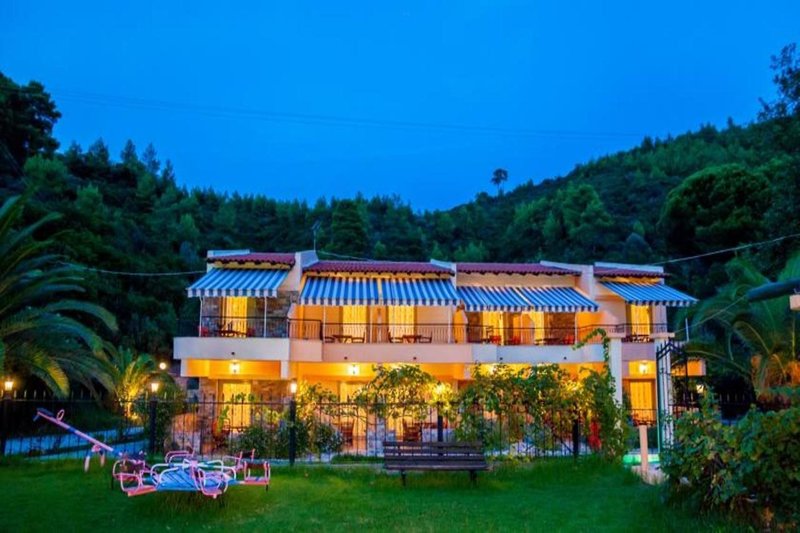 Villa Nefeli in Koukounaries, Skiathos Garten