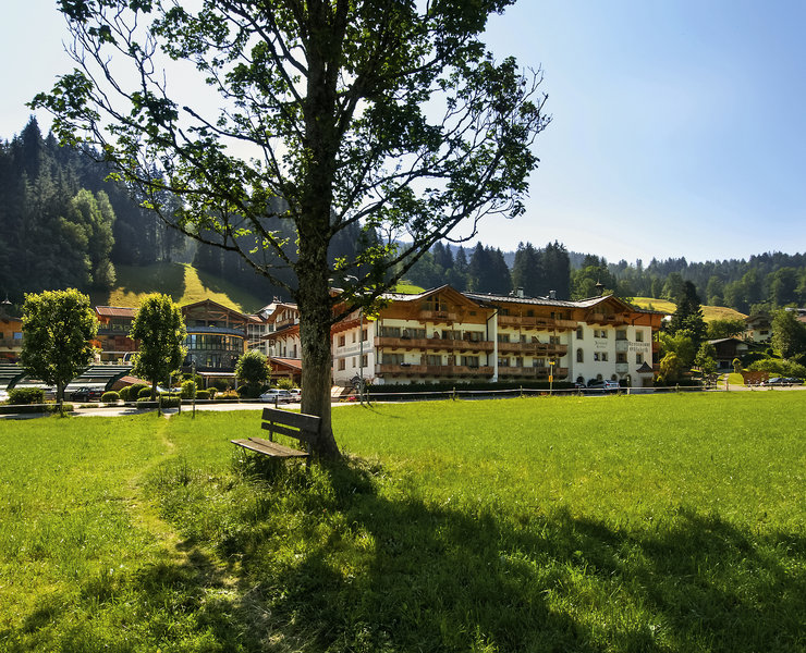 Hotel Elisabeth ****S in Kirchberg in Tirol, Salzburg (AT) Außenaufnahme
