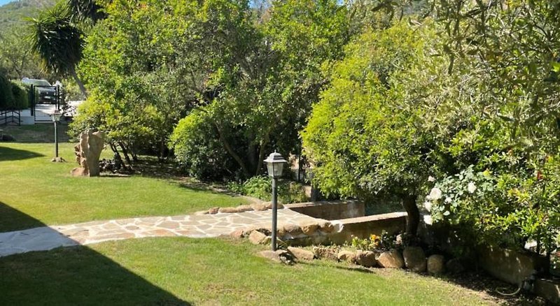 Domo Minnannu Miriu in Loiri Porto San Paolo, Olbia,Sardinien Garten