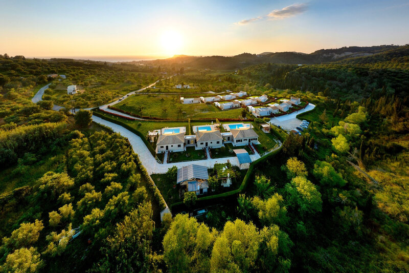Mega Lithari Villas in Kavvadádes, Korfu Garten