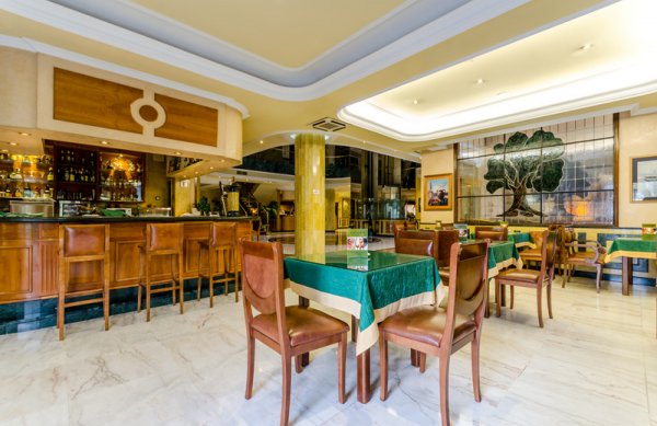 Infanta Cristina in Jaén, Malaga Bar