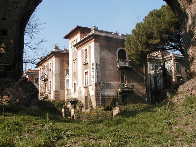 Emona Aquaeductus in Rom, Rom-Fiumicino Außenaufnahme