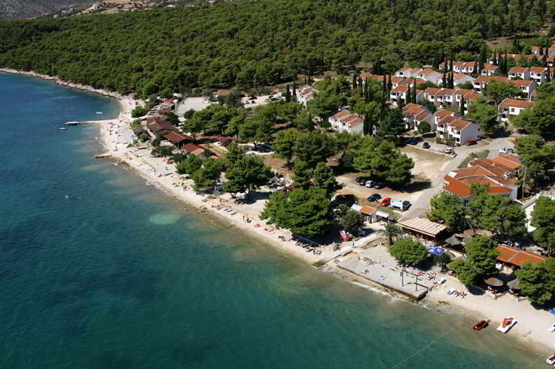 Medena Apartments in Seget Donji, Split (Kroatien) Landschaft