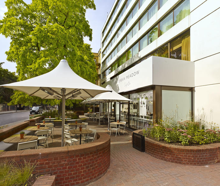 DoubleTree by Hilton Hotel London - Hyde Park in London, London-Heathrow Terasse