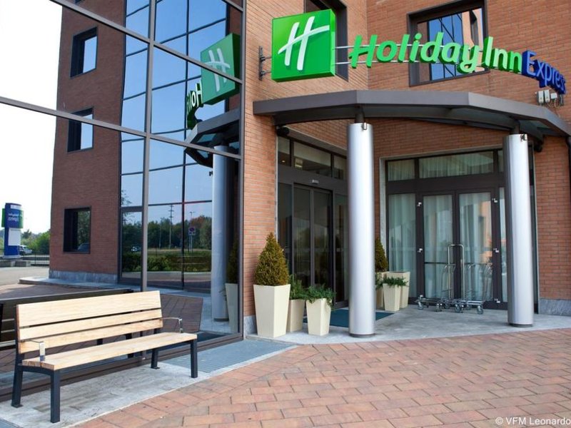 Holiday Inn Express Reggio Emilia in Reggio Emilia, Bologna Außenaufnahme