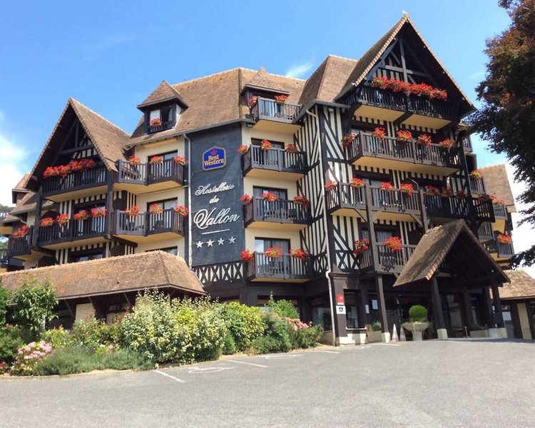 Best Western Plus Hostellerie du Vallon in Trouville-sur-Mer, Außenaufnahme