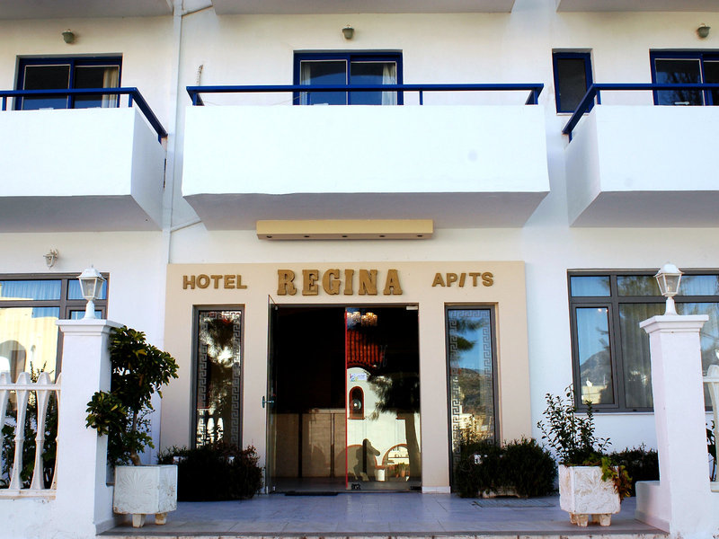 Regina in Pigadia, Karpathos Außenaufnahme