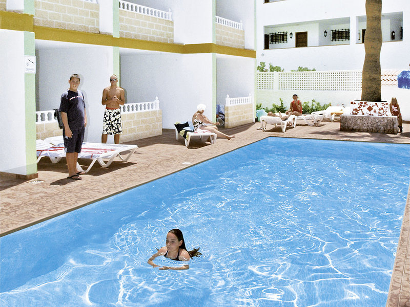 Apartamentos Sandra in Playa del Inglés, Gran Canaria Hallenbad