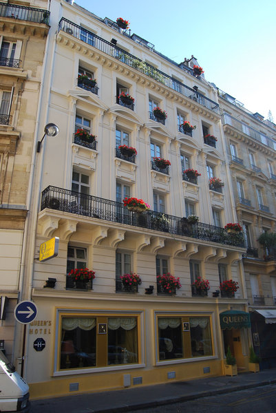 Queens Hotel in Paris, Paris-Charles De Gaulle Außenaufnahme