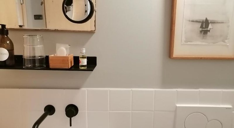 Hotel Hevresac in Mahón, Menorca (Mahon) Badezimmer