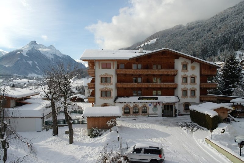 Hotel Alphof in Fulpmes, Innsbruck (AT) Außenaufnahme