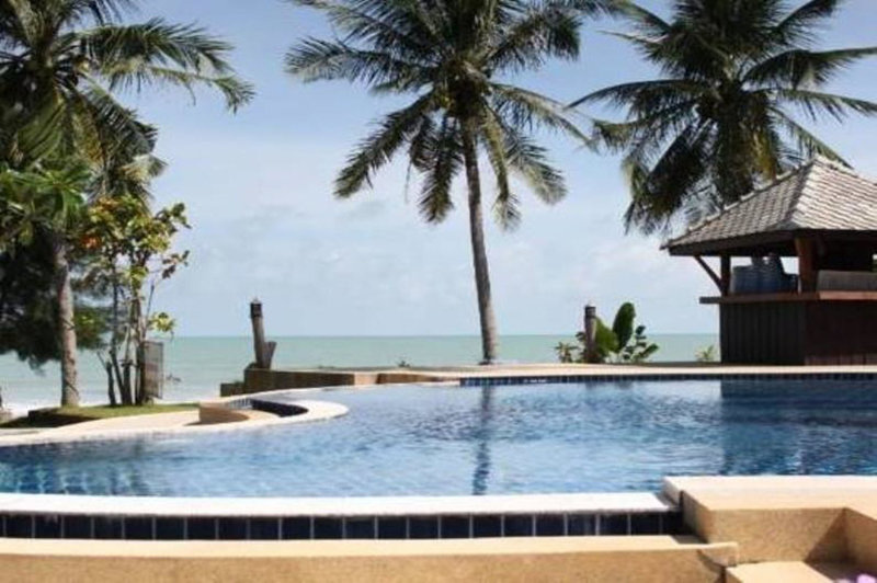 Khanom Sunrise Beach Resort in Khanom, Koh Samui (Thailand) Pool