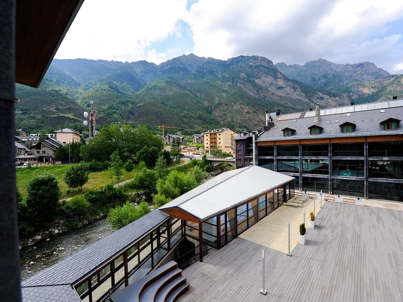 Sommos Hotel Aneto in Benasque, Barcelona Außenaufnahme