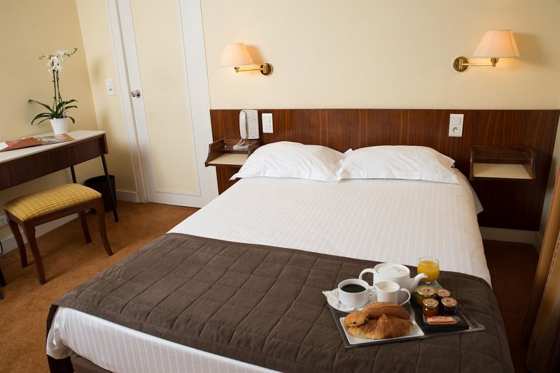 Hotel Ginette a la Folie in Paris, Paris-Charles De Gaulle Wohnbeispiel