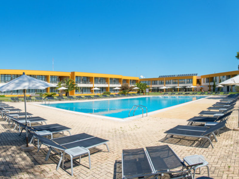 Vila Park, Nature & Business Hotel in Vila Nova de Santo André, Lissabon Pool