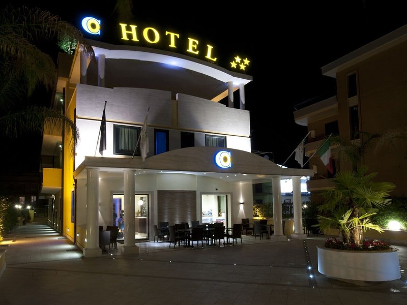 O.C. Hotel Villa Adriana in Tivoli, Rom-Fiumicino Außenaufnahme
