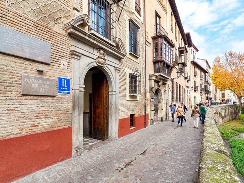 Palacio Mariana Pineda Hotel - MUSEO S.XVII in Granada, Granada Außenaufnahme