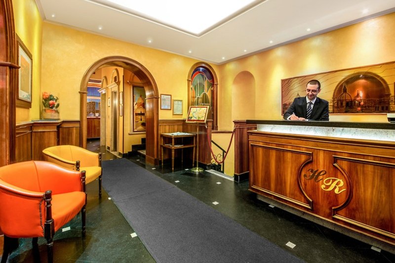 Regno in Rom, Rom-Alle Flughäfen Lounge/Empfang