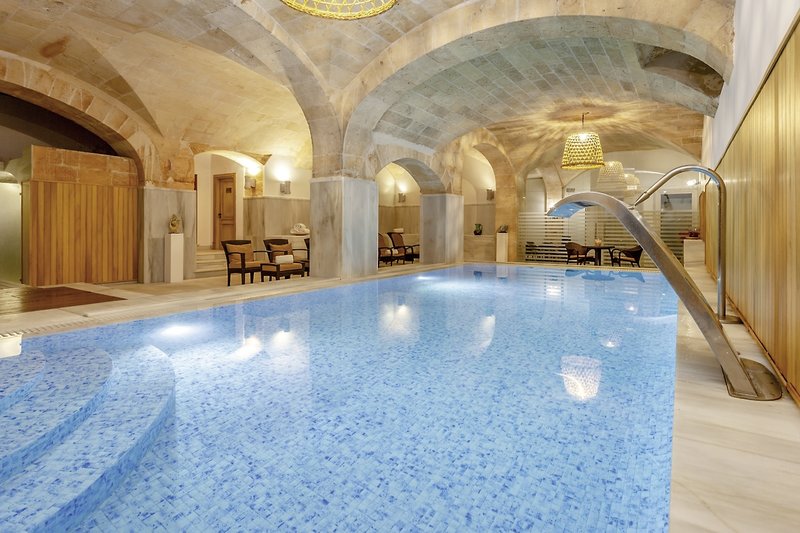 Hallenbad
