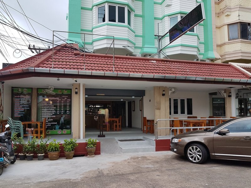Welcome Inn Karon in Karon Beach, Phuket (Thailand) Außenaufnahme