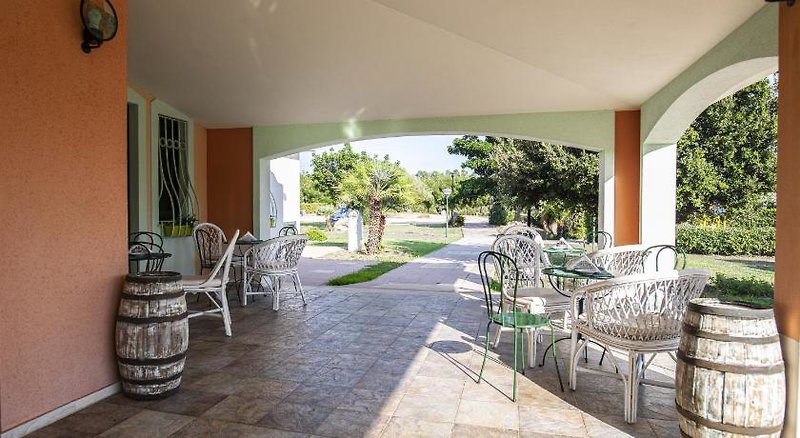 Hotel Papaveri E Grano in Castiadas, Cagliari Terrasse