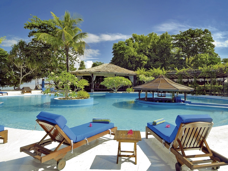 Siladen Resort in Siladen Island, Manado Pool