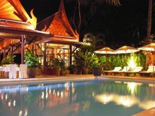 White House Beach Resort und Spa in Choeng Mon Beach, Koh Samui (Thailand) Pool