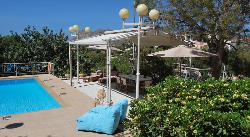 Chrysiida Luxury Suites in Chorafakia, Chania (Kreta) Terrasse