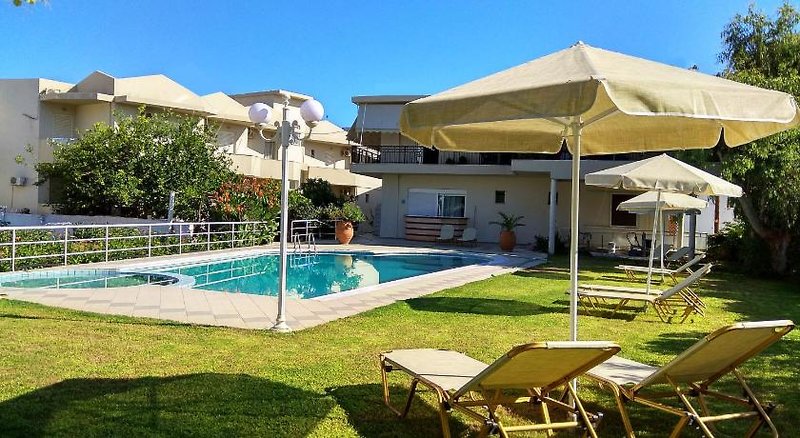 Theros in Rethymno, Chania (Kreta) Pool