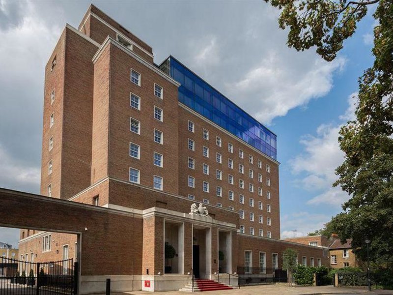 DoubleTree by Hilton London Greenwich in London, London-Stansted Außenaufnahme