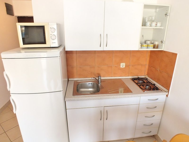 Suhomont Apartments in Pag, Zadar (Kroatien) Wohnbeispiel