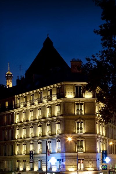 Marceau Champs-Elysées in Paris, Paris-Charles De Gaulle Außenaufnahme