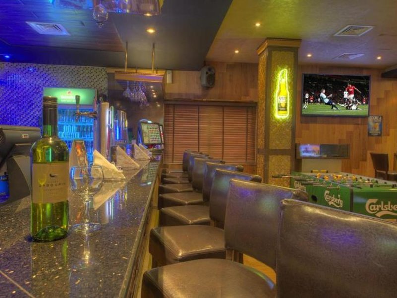 Bar