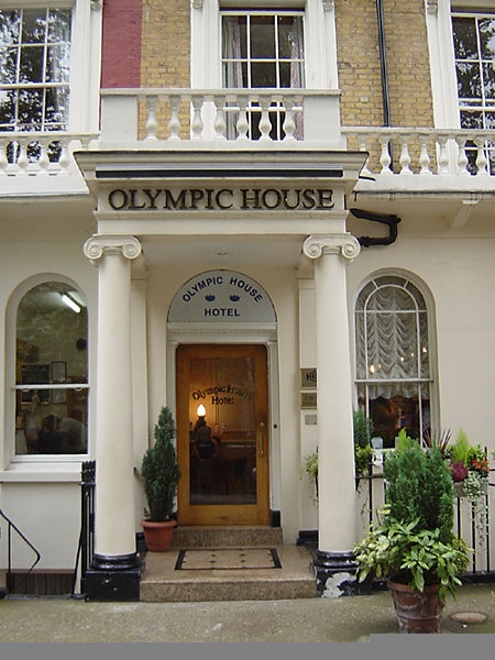 Olympic House in London, London-Stansted Außenaufnahme