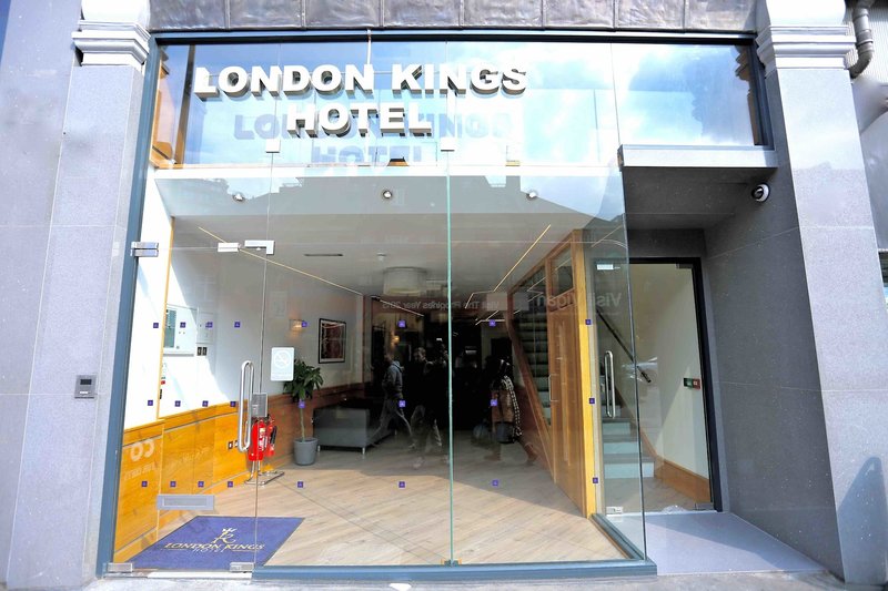 London Kings Hotel in London, London-Stansted Lounge/Empfang