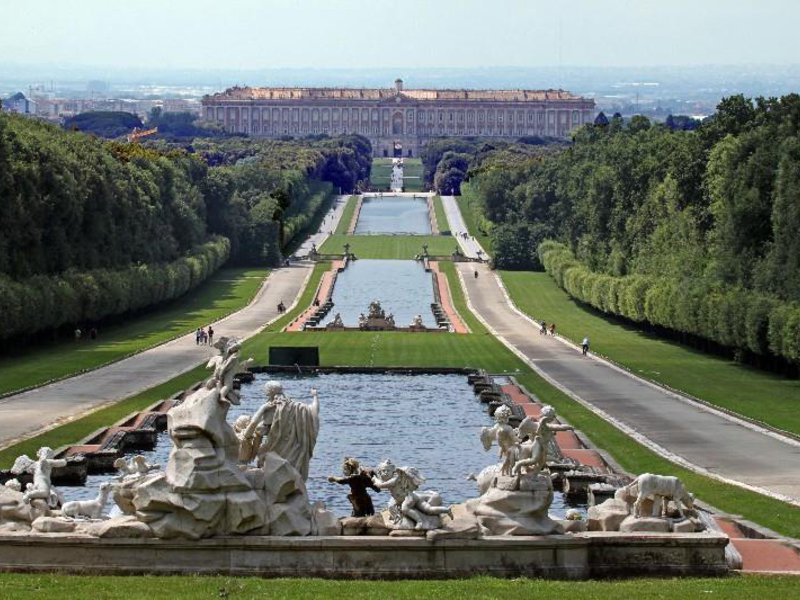 Golden Tulip Plaza Caserta in Caserta, Neapel Außenaufnahme
