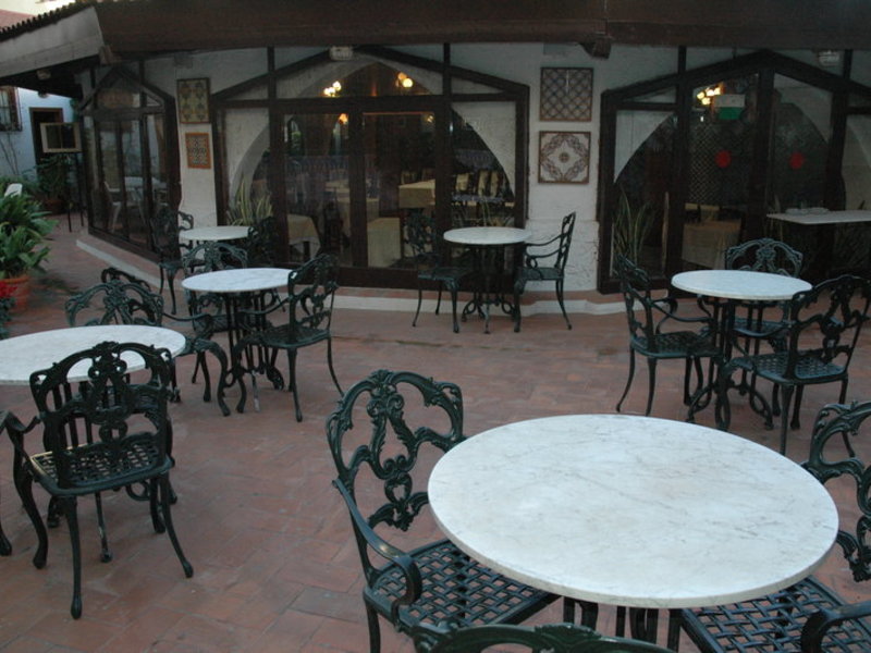 Mesón Castilla Atiram Hotel in Barcelona, Barcelona Außenaufnahme