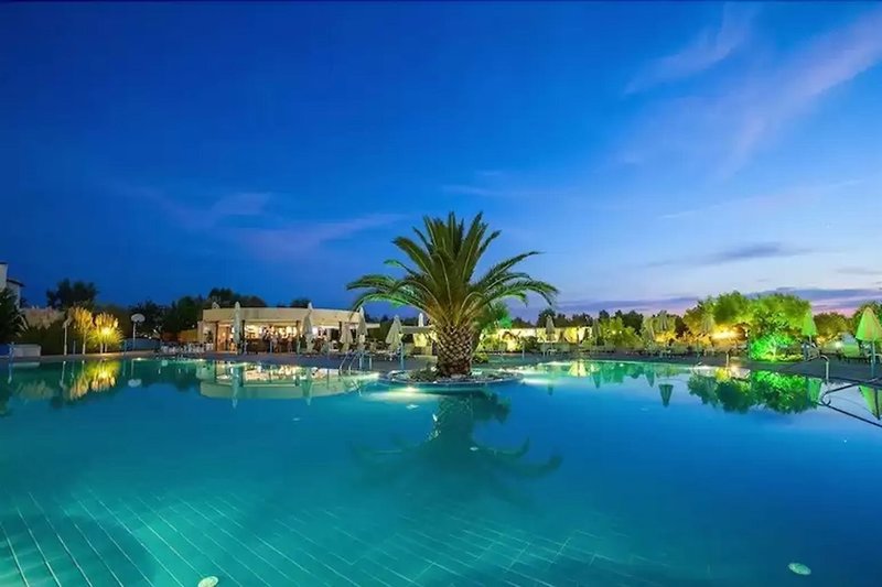 Anastasia Studios Apartments in Hanioti, Thessaloniki (Chalkidiki) Pool