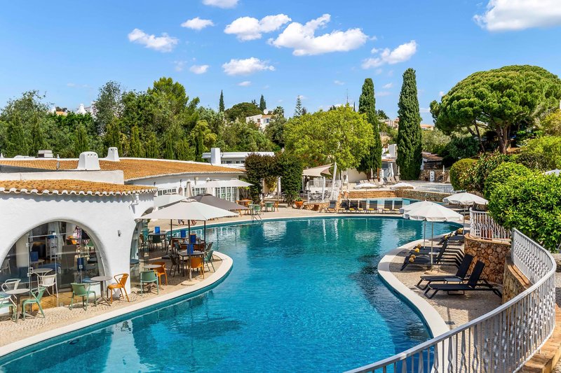 Quinta do Paraíso Casa Colynda in Carvoeiro, Faro Pool