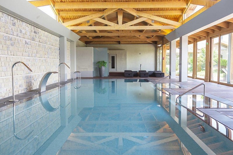 Hallenbad