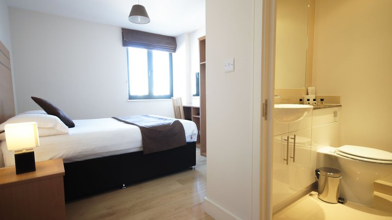 Crompton House Apartments in London, London-Heathrow Wohnbeispiel