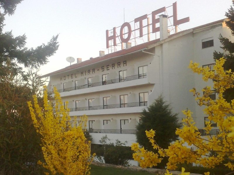 Hotel Mira Serra in Celorico Da Beira, Lissabon Außenaufnahme