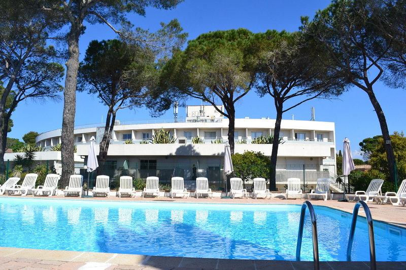 Zenitude Hotel Residence La Tour de Mare in Fréjus, Nizza Pool